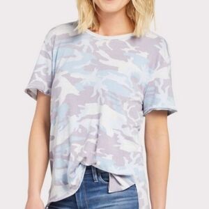 𝅺WE THE FREE LADIES SHORT SLEEVE CAMO PRINT TEE- SP